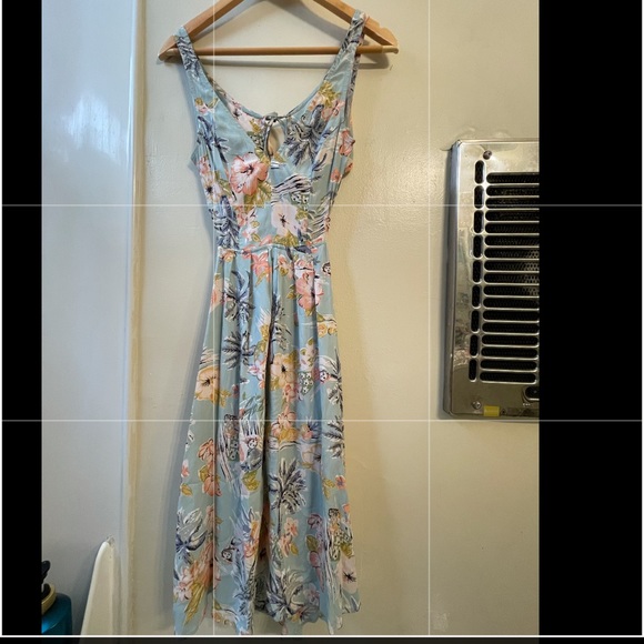 Reformation Dress - Picture 6 of 6